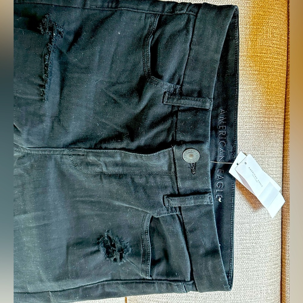 American eagle black jean, size 4. New with tags